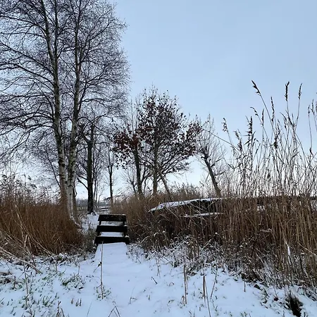Over Monnickendam